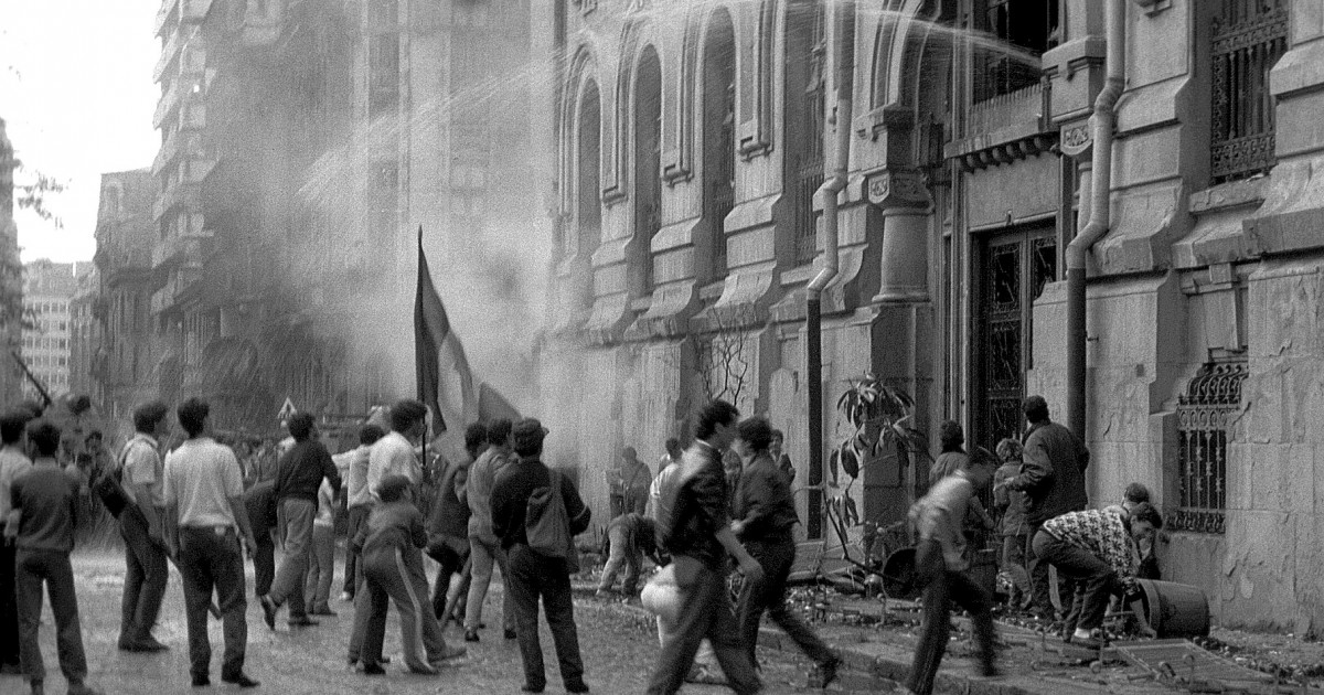 Ion Iliescu si Petre Roman din nou urmariti penal in dosarul Mineriadei