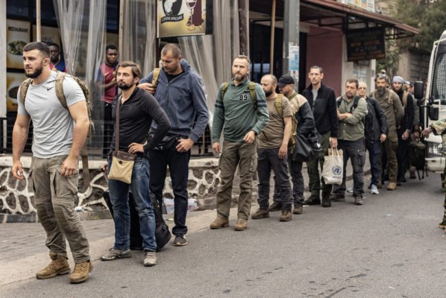 MAPN vrea sa stie cati militari romani au devenit mercenari Tilvar Suntem in analiza