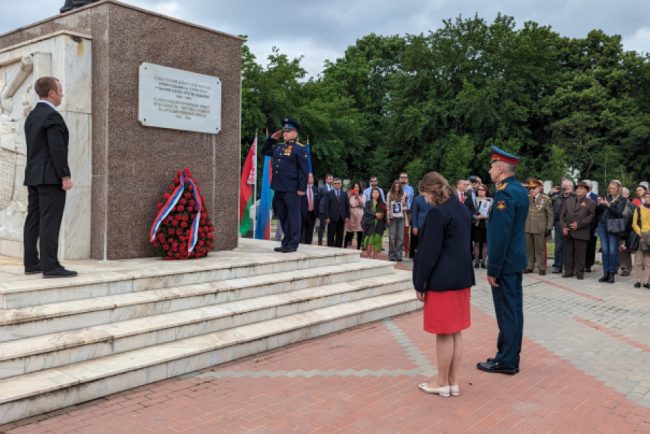 Diplomati rusi indezirabili au ajutat romani acuzati de tradare