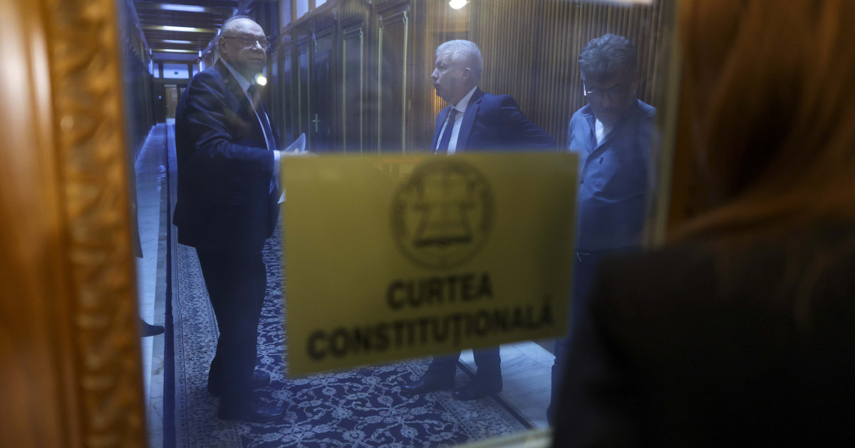 Curtea Constitutionala Fosti ofiteri de informatii pot fi magistrati