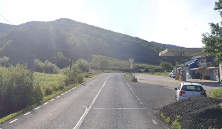 A intrat cu bicicleta electrica in trafic si a fost accidentat