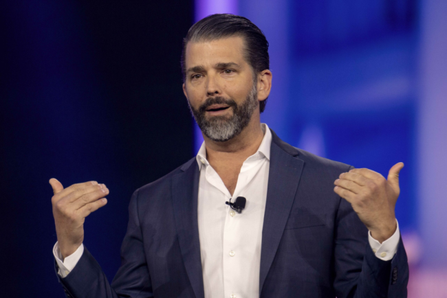 Casa Alba o mostenire Trump Jr ar putea candida