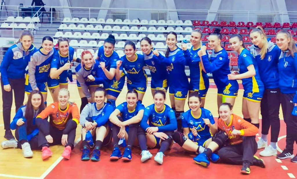 Corona Brasov renunta la Liga Campionilor Gloria Bistrita ar putea prosita