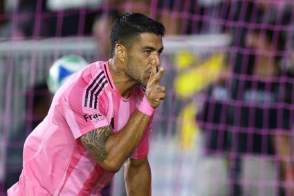 Luis Suarez primul uruguayan cu 1000 de meciuri oficiale