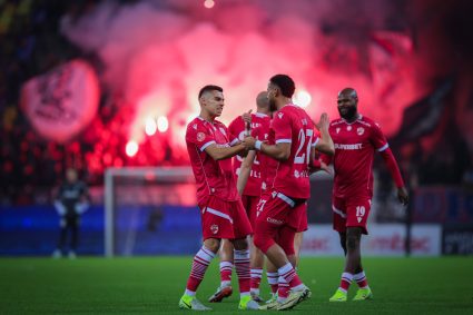 Toti sunt de vanzare Dinamo negociaza cu FCSB