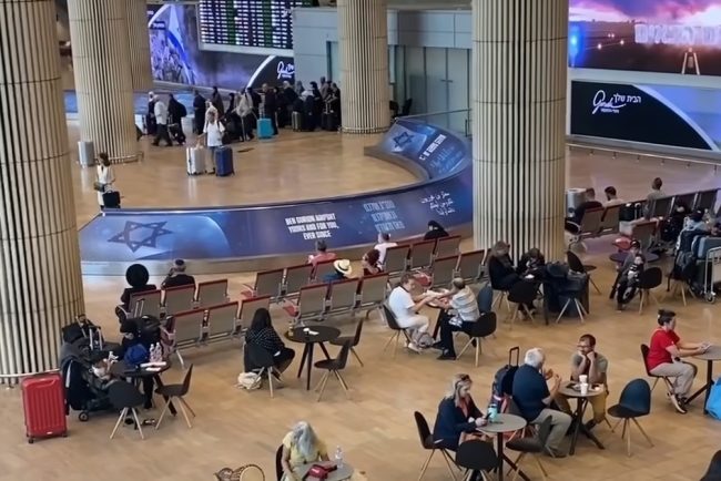 Companiile aeriene instruite sa opreasca imbarcarea fara vize