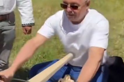 Emil Boc primarul Clujului sculptor talentat VIDEO