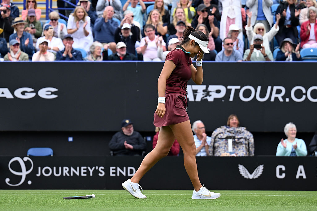 Emma a plns Victorie dramatica la Eastbourne i sperante pentru Wimbledon