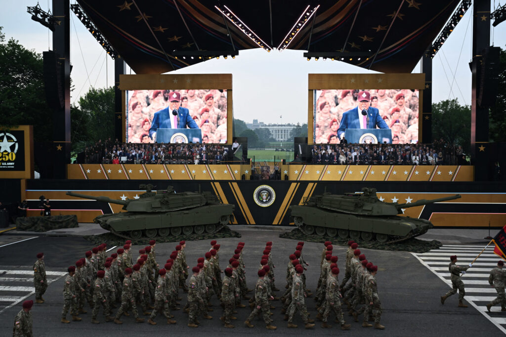 Parada militara a SUA se desfasoara de ziua lui Trump