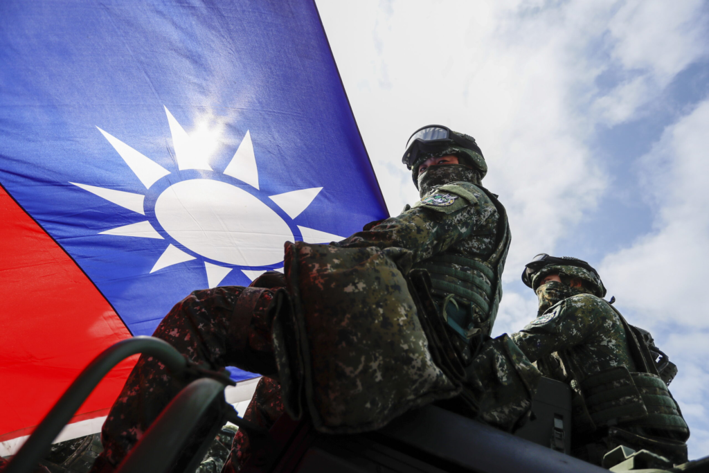 Paza de coasta a Taiwanului desfasoara exercitii militare