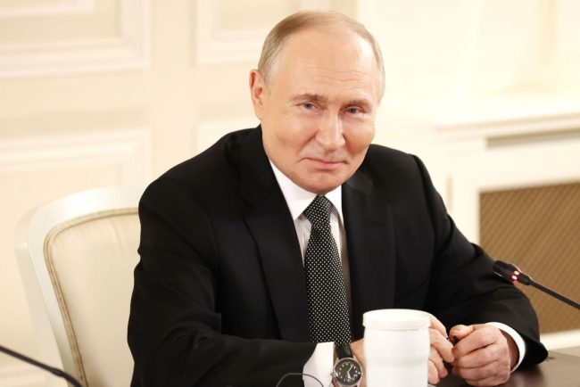 Putin nu raspunde despre posibila asasinare a lui Khamenei
