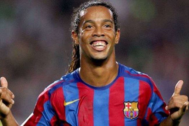 Ronaldinho revine pe teren la Cluj