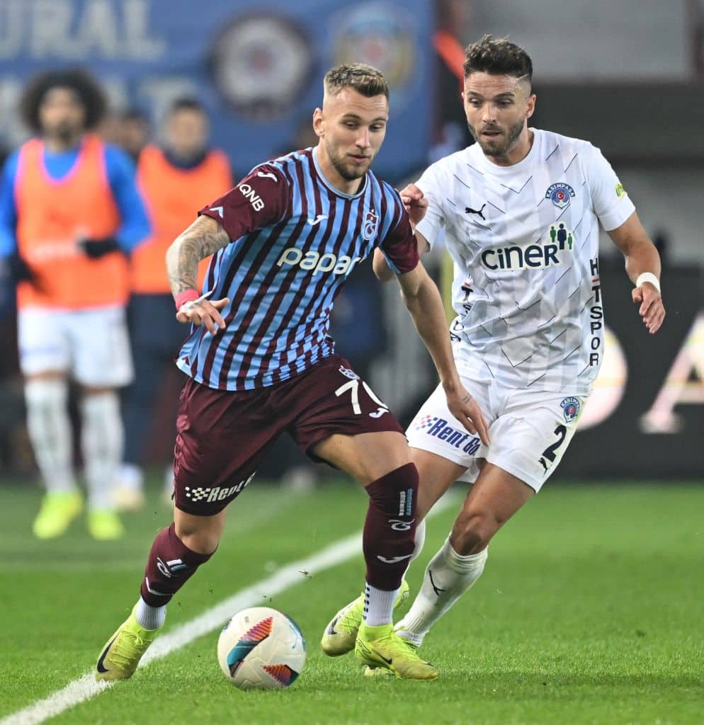 Dragus semneaza azi la Istanbul pentru un nou inceput