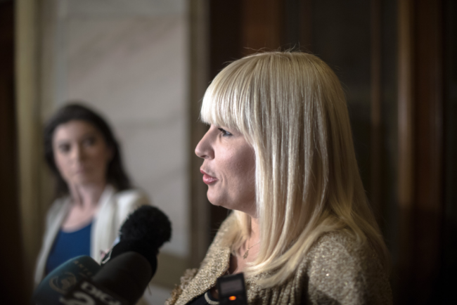 Elena Udrea a fost internata in spital pentru tratare