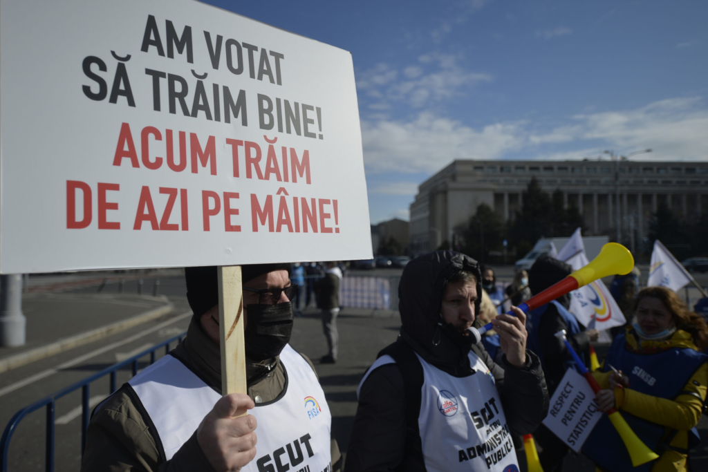 FNSA protest la Palatul Parlamentului Nemultumiri ale sindicalistilor