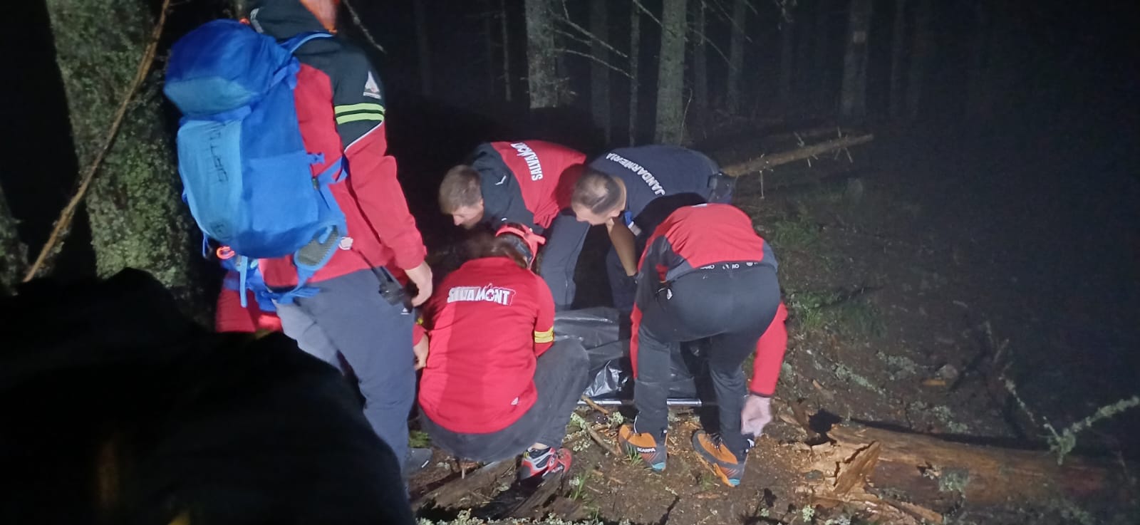 Furtuna in Bucovina Salvari si o persoana deceadata