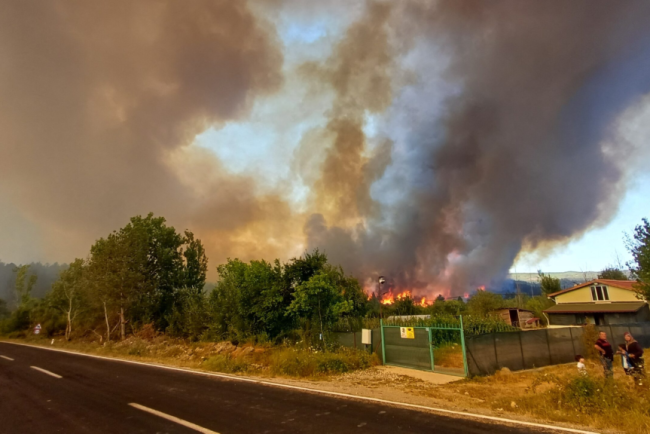 Incendiile de vegetatie ameninta al patrulea oras turcesc