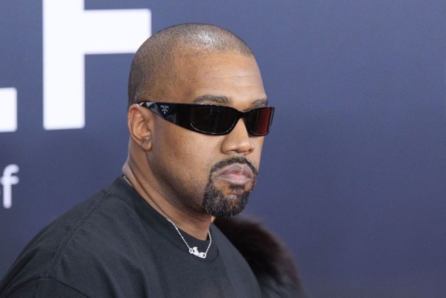 Kanye West a primit interdictie in Australia din cauza piesei Heil Hitler