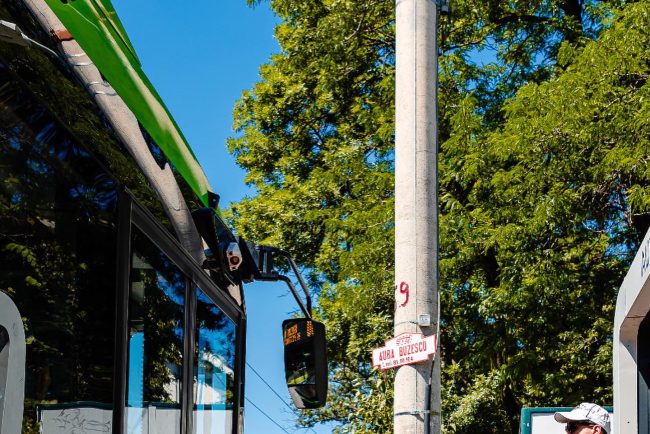 Sistem intelligent pentru nevazatori in transportul public
