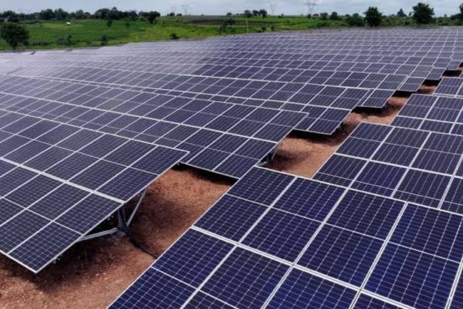 Un gigant indian implicat in tranzitia energetica globala
