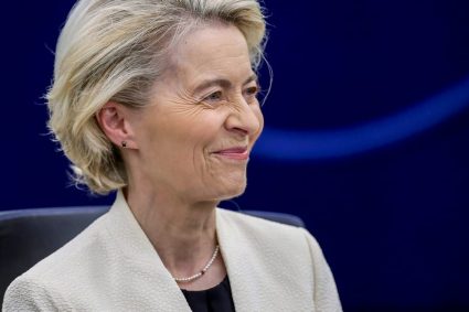 Von der Leyen castiga votul de neincredere