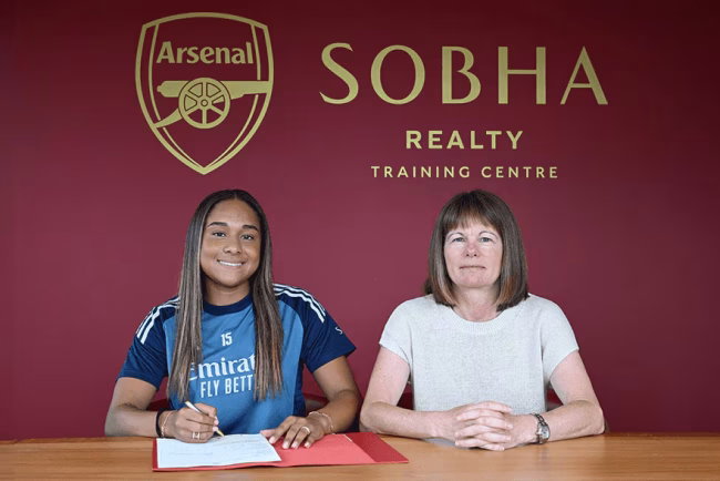 transfer record in fotbalul feminin