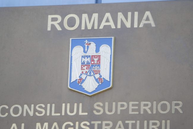 CSM convoaca magistratii privind pensiile speciale si acuza campanie ostila