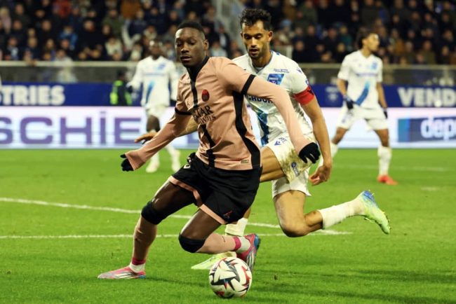 Kolo Muani a ales Juventus acceptand un salariu mai mic
