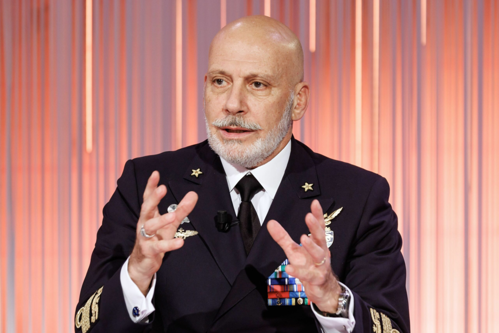 Oficial NATO Prea devreme pentru discutii despre trupele straine in Ucraina