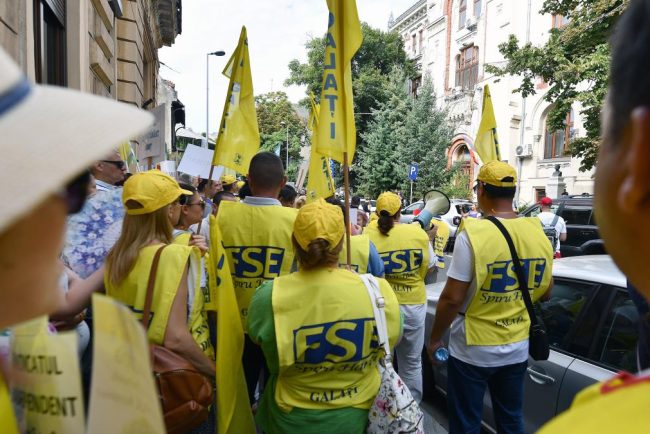 Sindicalistii afirma ca scoala nu incepe pe 8 septembrie