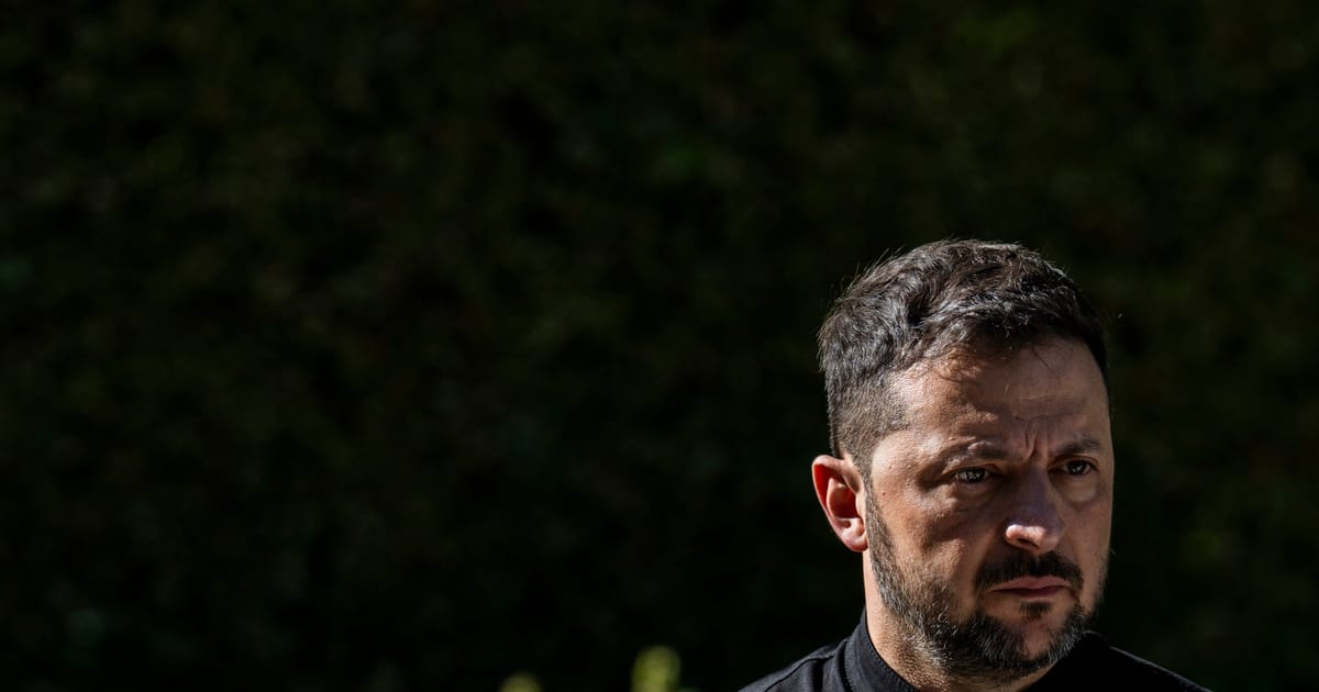 Zelenskyy respinge cedarea terrenului pentru pace