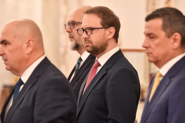 scandal imens din cauza legii pensiilor private