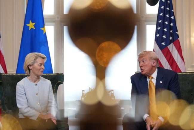6 din 10 europeni considera ca von der leyen ar trebui sa demisioneze
