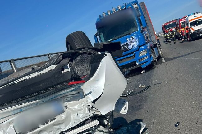 Accident incredibil in Cluj tir i dou maini