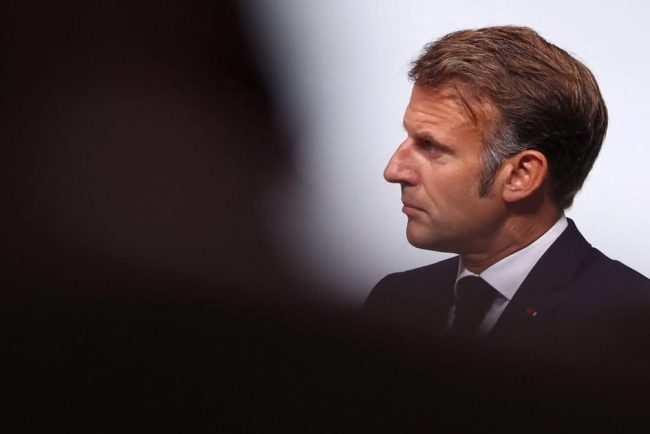 Ce s ar intampla daca Macron demisioneaza