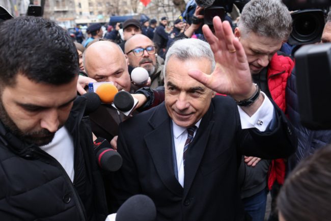 Dosar penal DIICOT pentru afaceristul inselat de Georgescu