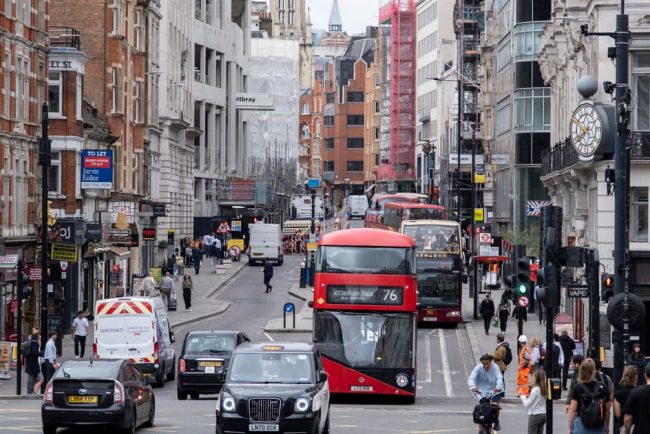 Este Londra sexy sau un infern periculos