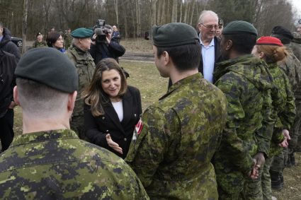 Freeland paraseste cabinetul lui Carney pentru Ucraina
