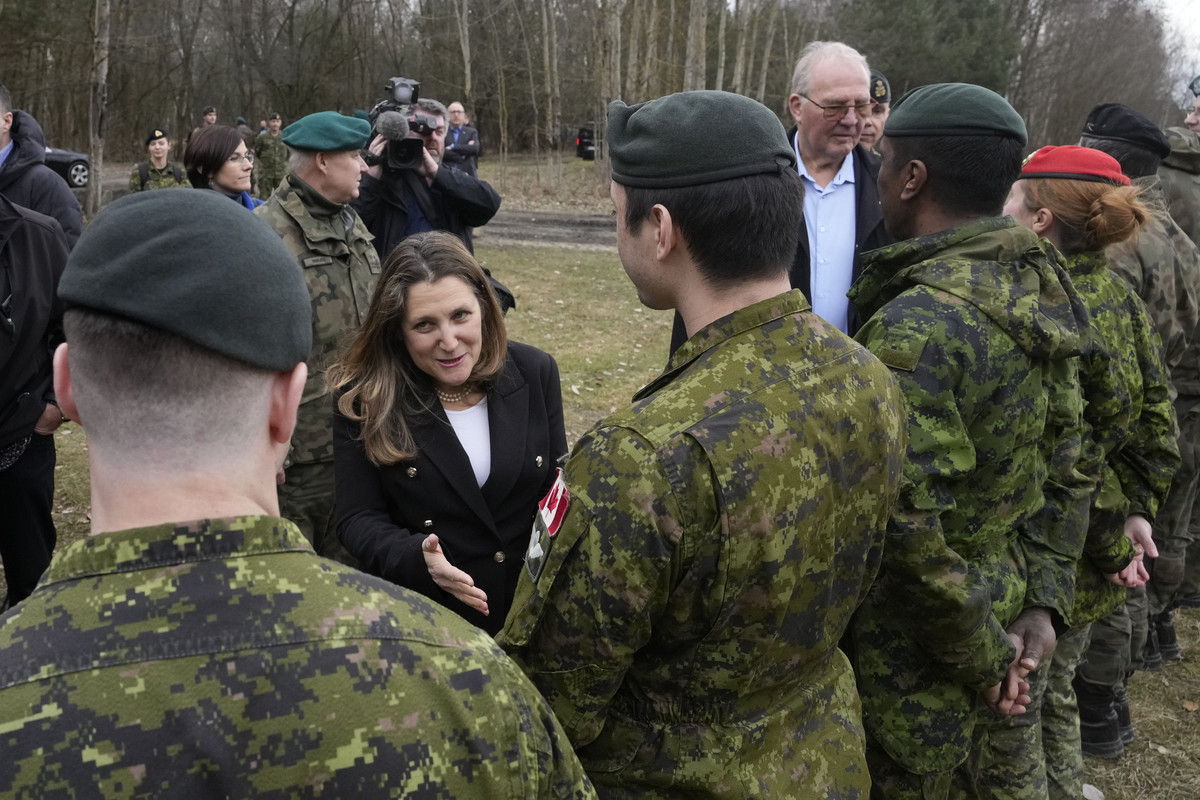 Freeland paraseste cabinetul lui Carney pentru Ucraina