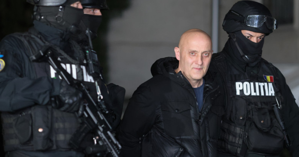 Mercenarul Horatziu Potra si fiul sau opriti in Dubai