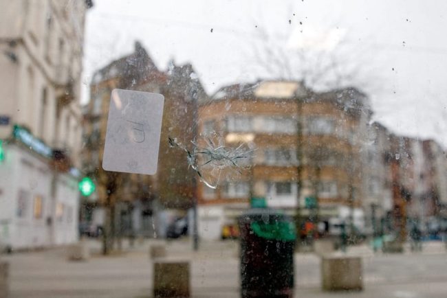 Primarul Bruxelles ului refuza soldati pe strazi
