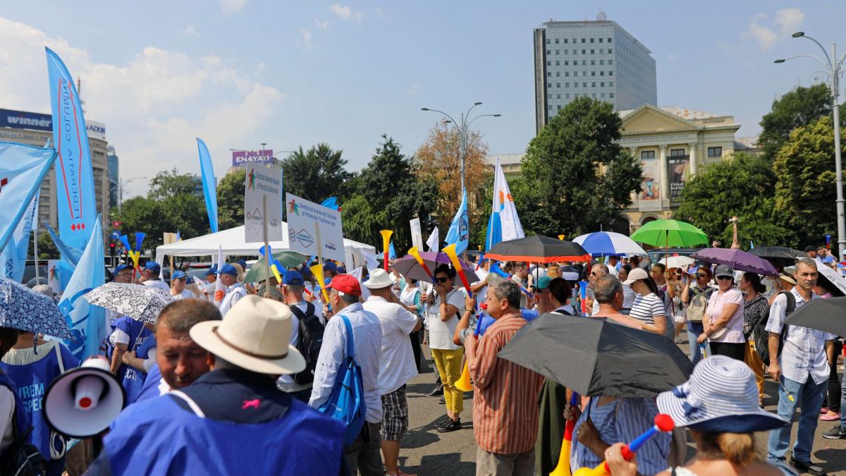 Sindicalistii din administratia publica protesteaza in Bucuresti