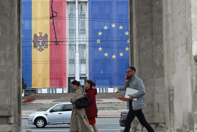 Sondajele se inchid in Moldova dupa votul crucial UE