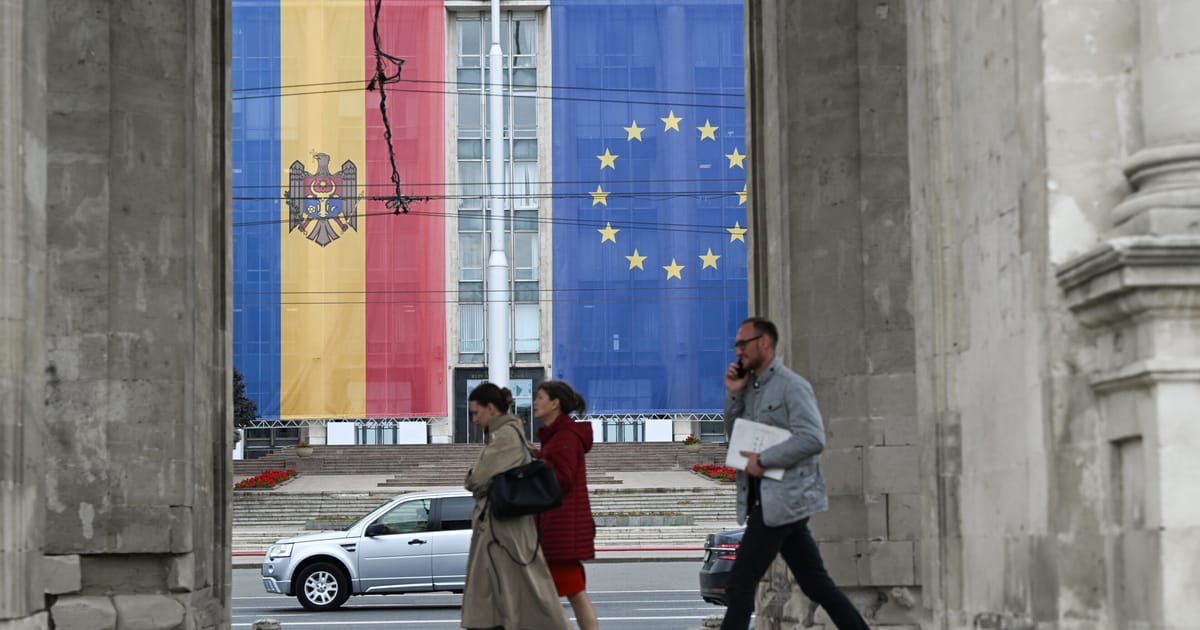 Sondajele se inchid in Moldova dupa votul crucial UE