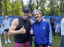Surpriza la Maratonul din Berlin Harry Styles a alergat anonim