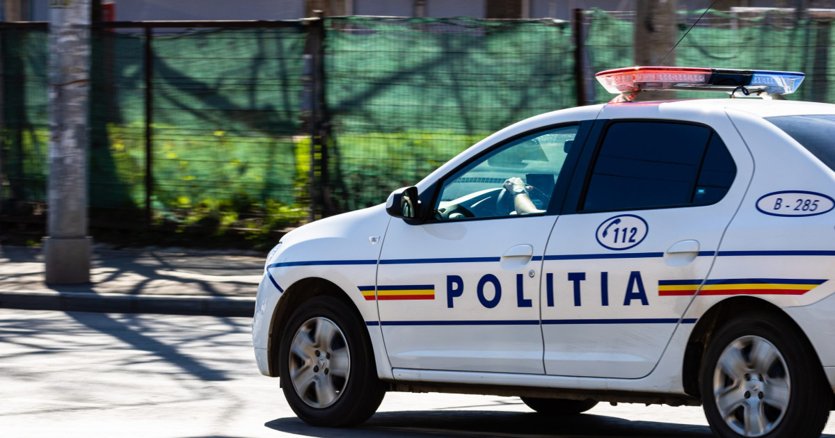 Barbatul din Dolj care a furat o masina de politie arestat