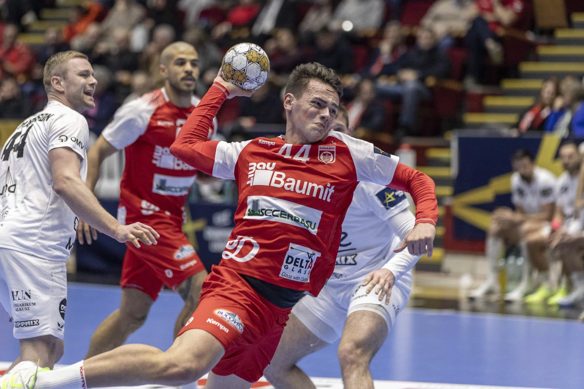 Dinamo inca o seara ratata in Europa