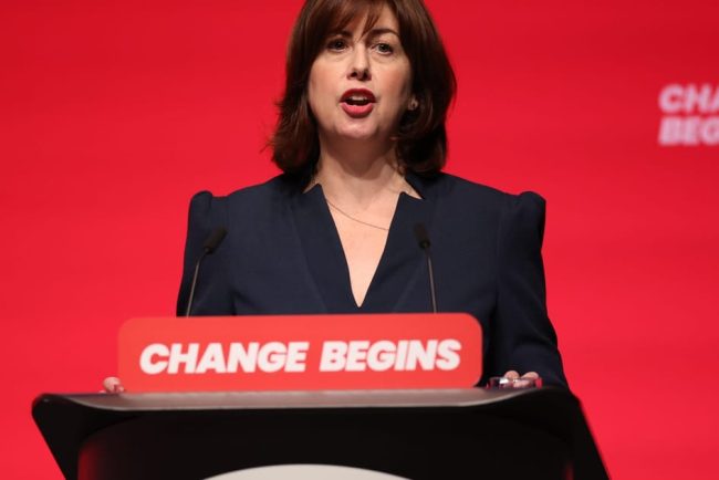 Lucy Powell criticaeaza comentarile nepotrivite ale rivalei Bridget Phillipson