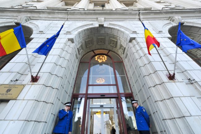 Procurorii PICCJ renunta la protest dupa caderea legii pensiilor