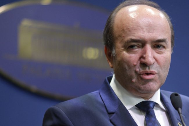 Tudorel Toader explica greselile Guvernului in legea pensiilor